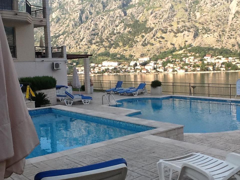 Radiant Lejlighed Kotor Eksteriør billede